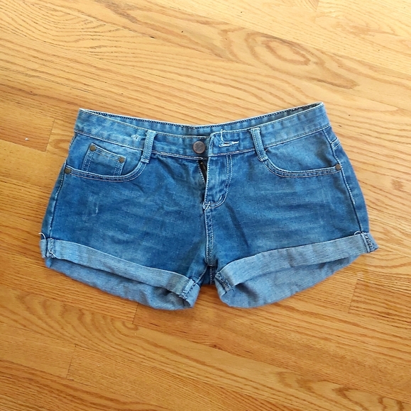 4 Piece Denim Shorts Bundle - Picture 4 of 5